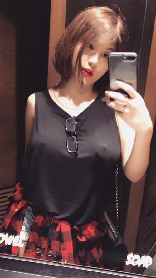 开云体育官方网站-慈善赛星光熠熠，基耶萨里程碑进球点燃尼日利亚与曼联对决