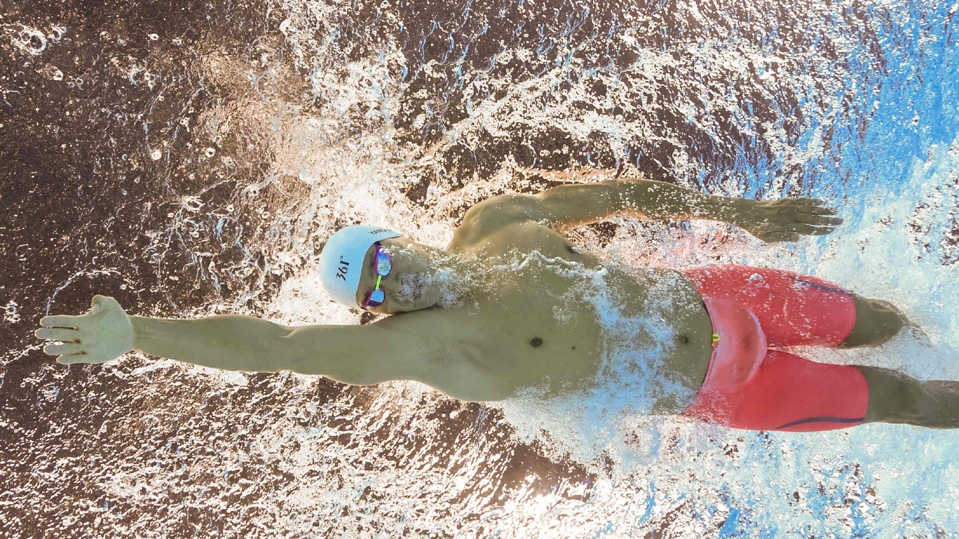 迪亚斯，马赛对阵伊拉克的中场节拍器