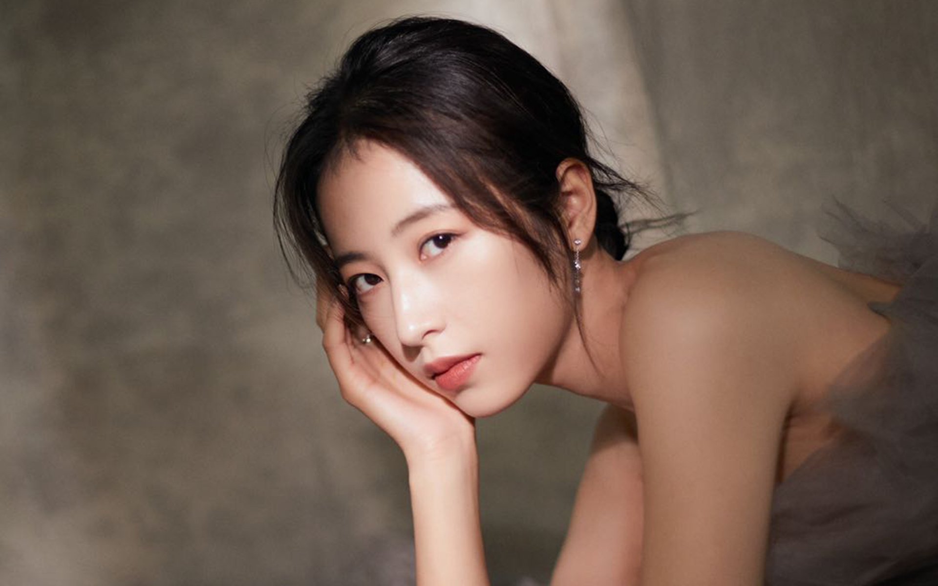 威尔士对阵澳大利亚，布雷默的无可解表现主宰赛场